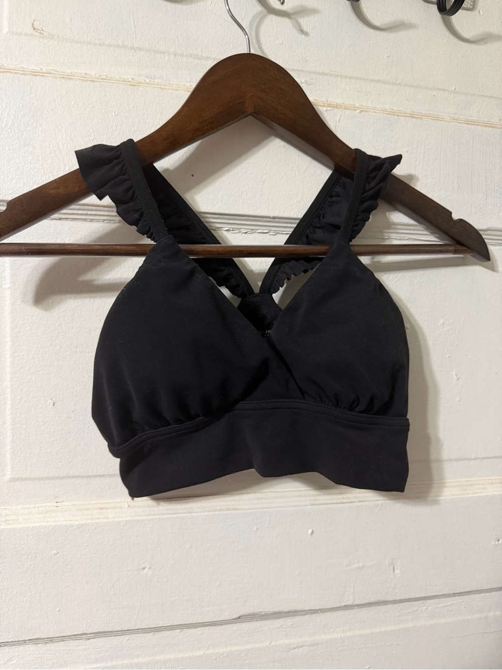 Offline by Aerie Black Ruffle Top Size Small Like New